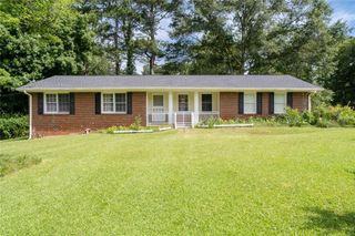 999 Chestnut Oak Court, Lawrenceville, GA 30046