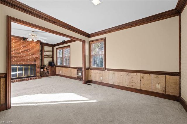 2009 Roanoke Drive, Greensboro, NC 27408