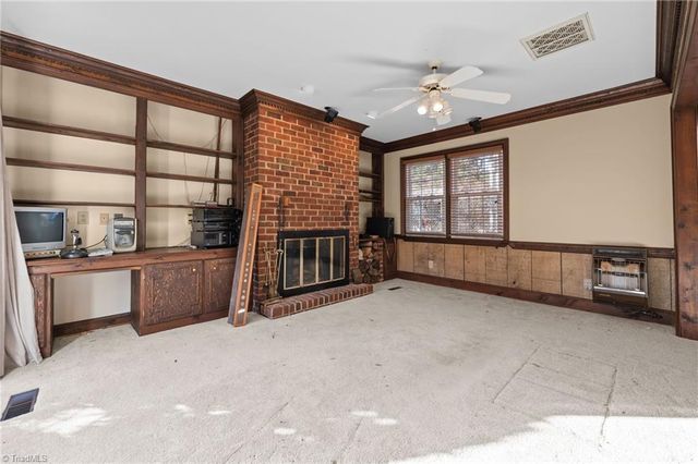 2009 Roanoke Drive, Greensboro, NC 27408