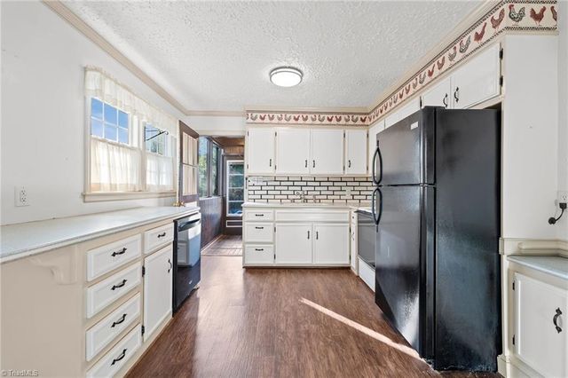 2009 Roanoke Drive, Greensboro, NC 27408