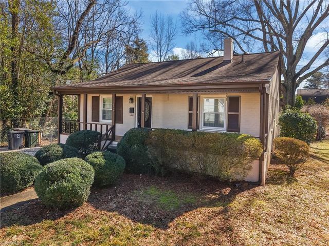 2009 Roanoke Drive, Greensboro, NC 27408