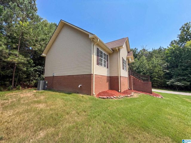 100 MIRANDA ROAD, Warrior, AL 35180