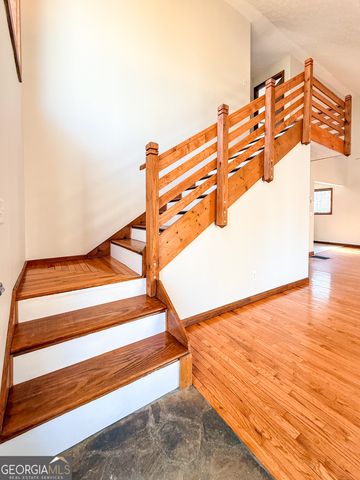 94 Grimes Nose, Sautee Nacoochee, GA 30571