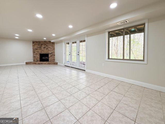 94 Grimes Nose, Sautee Nacoochee, GA 30571