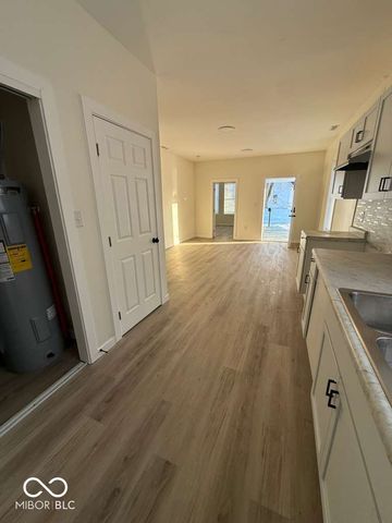 1128 W 1st Street, Anderson, IN 46016