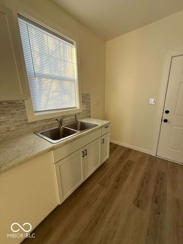 1128 W 1st Street, Anderson, IN 46016