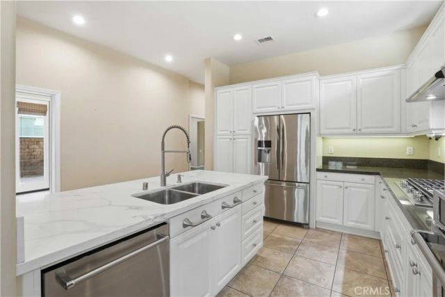 27988 Red Pine Court, Valencia, CA 91354