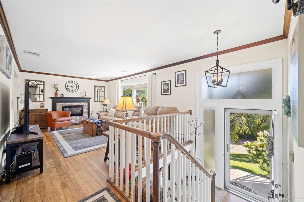 6 Reeback Drive, Ossining, NY 10562 — photo 2