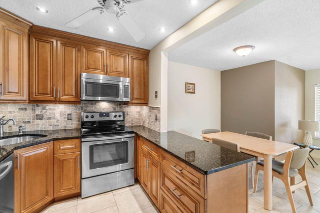 322 Pine Ridge Circle A-2, Greenacres, FL 33463