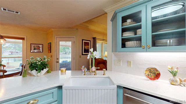 223 LAKESHORE Drive, Pike Road, AL 36064