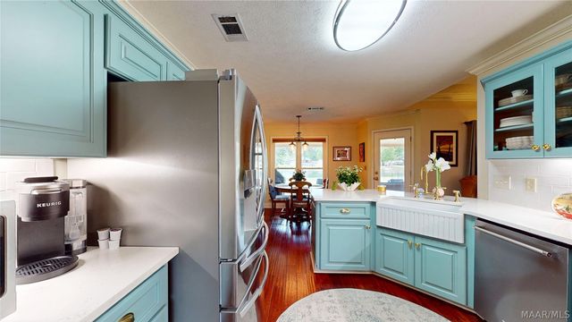 223 LAKESHORE Drive, Pike Road, AL 36064