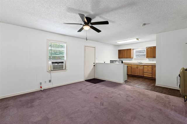 1507 Jefferson Street, Commerce, TX 75428