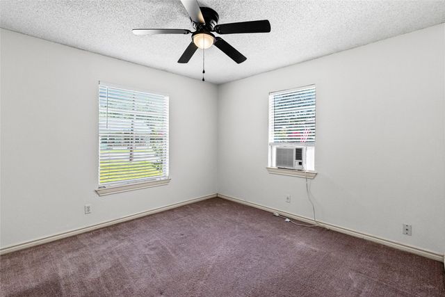 1507 Jefferson Street, Commerce, TX 75428