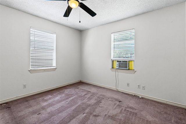 1507 Jefferson Street, Commerce, TX 75428