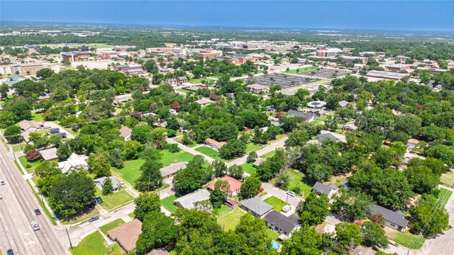 1507 Jefferson Street, Commerce, TX 75428
