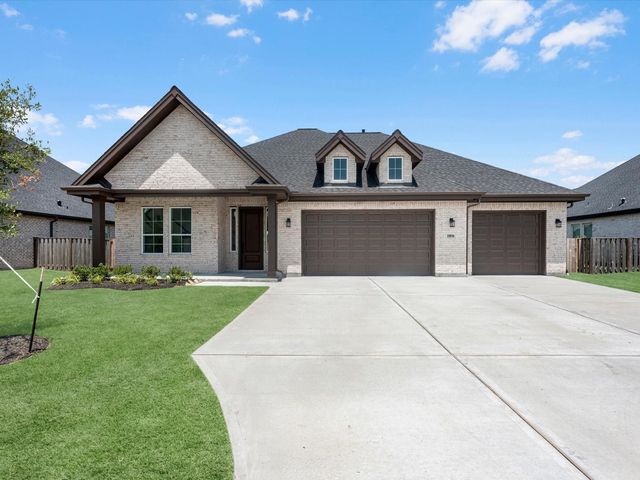 10006 Goliad Drive, Mont Belvieu, TX 77523