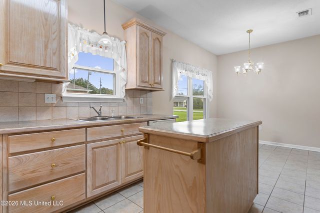 8195 Curry Road, Biloxi, MS 39532
