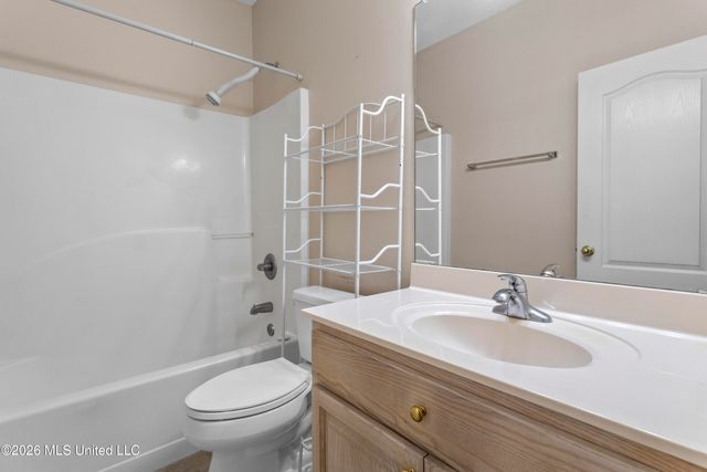 8195 Curry Road, Biloxi, MS 39532