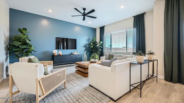 3335 E CRAFTSMAN Lane, San Tan Valley, AZ 85140