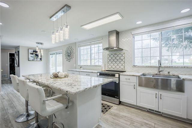 135 Maple Hill Farm Road, Penfield, NY 14526