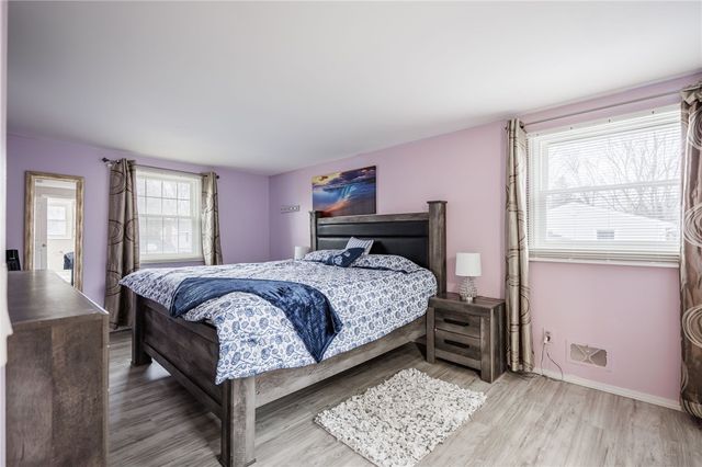 135 Maple Hill Farm Road, Penfield, NY 14526