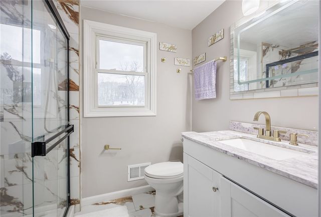 135 Maple Hill Farm Road, Penfield, NY 14526