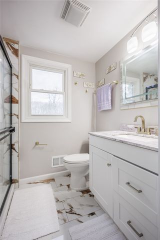 135 Maple Hill Farm Road, Penfield, NY 14526