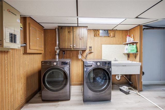 135 Maple Hill Farm Road, Penfield, NY 14526