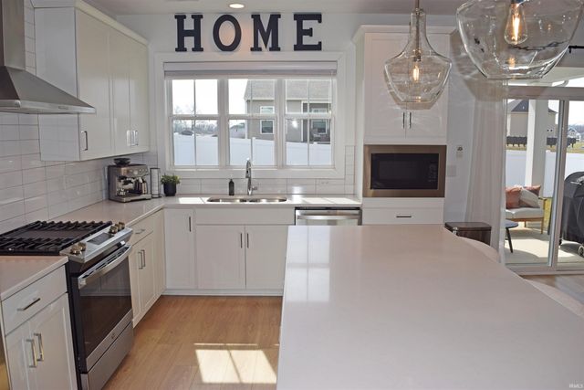 3115 Torboy Drive, Evansville, IN 47725