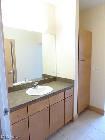 2030 Euclid Avenue 201, Cleveland, OH 44115