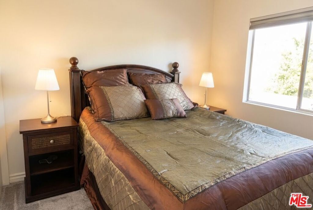 Image 17 of property listing at 20111 Leadwell Street 3, Winnetka, CA 91306