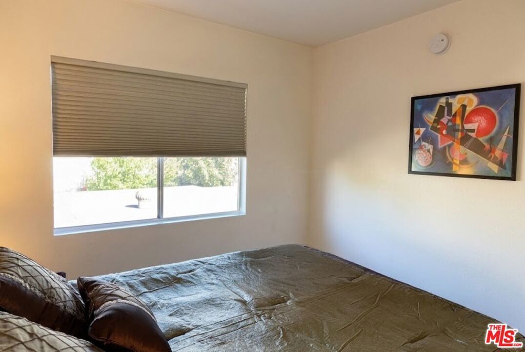 Image 18 of property listing at 20111 Leadwell Street 3, Winnetka, CA 91306