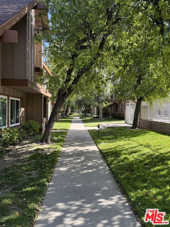 Image 25 of property listing at 20111 Leadwell Street 3, Winnetka, CA 91306