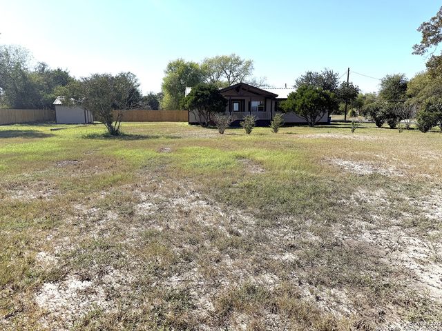 305 Youst, Beeville, TX 78102