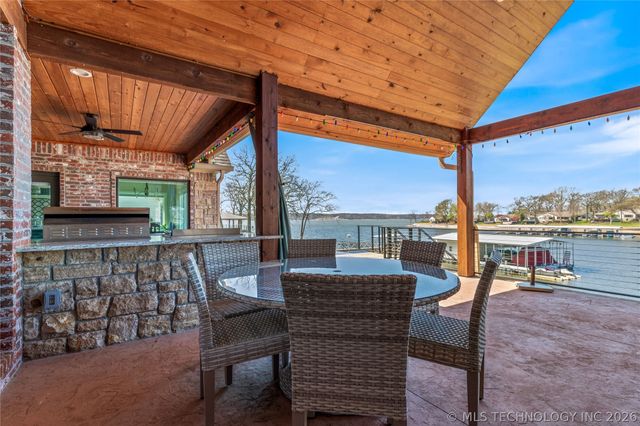 56281 E 305 Road, Afton, OK 74331