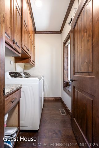 56281 E 305 Road, Afton, OK 74331