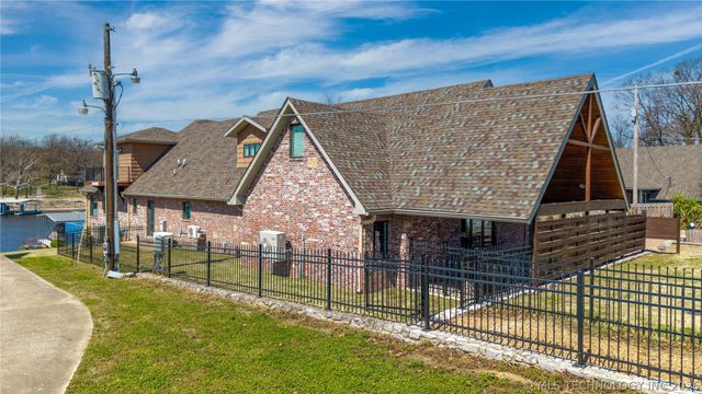 56281 E 305 Road, Afton, OK 74331