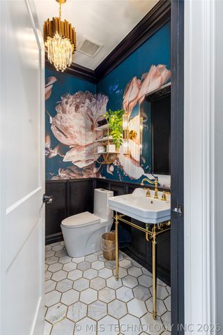 56281 E 305 Road, Afton, OK 74331