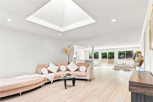 21206 Silver Cloud, Diamond Bar, CA 91765