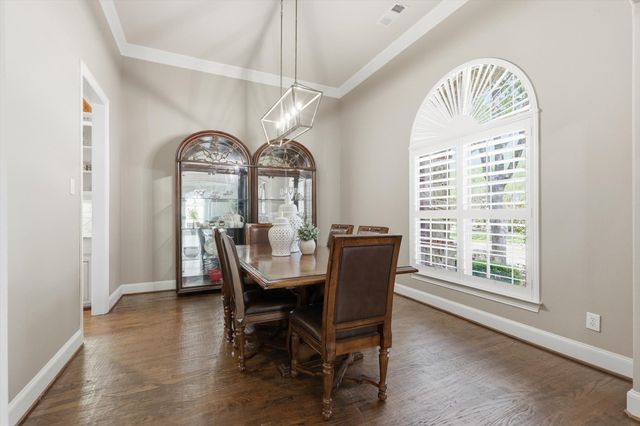 8980 Crockett Drive, Lantana, TX 76226