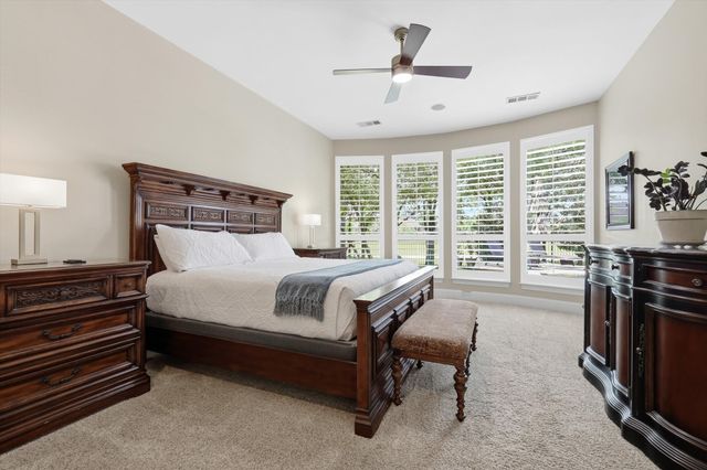 8980 Crockett Drive, Lantana, TX 76226