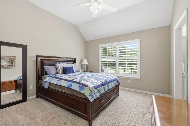 8980 Crockett Drive, Lantana, TX 76226