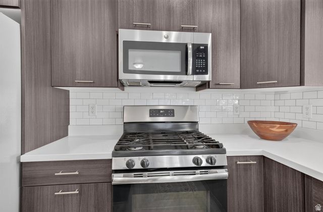 4218 W RAIL TRAIL LN, Riverton, UT 84096