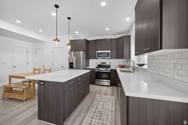 4218 W RAIL TRAIL LN, Riverton, UT 84096