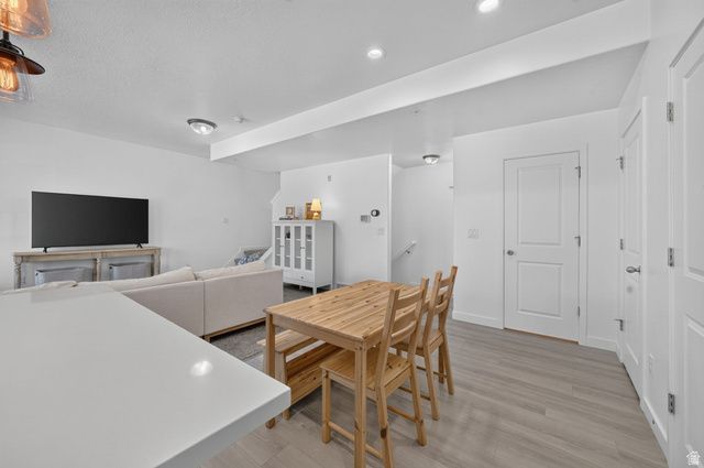 4218 W RAIL TRAIL LN, Riverton, UT 84096
