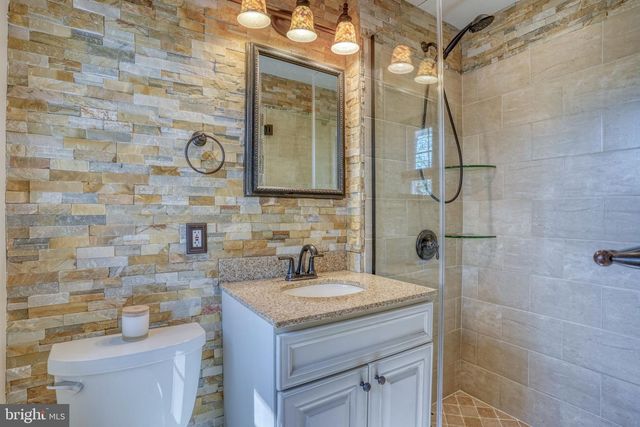 604 IVYDALE RD, Wilmington, DE 19803