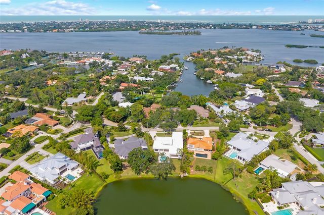 4431 CAMINO REAL, Sarasota, FL 34231