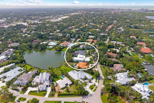 4431 CAMINO REAL, Sarasota, FL 34231