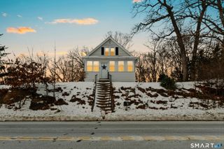 300 South Main Street, Seymour, CT 06483