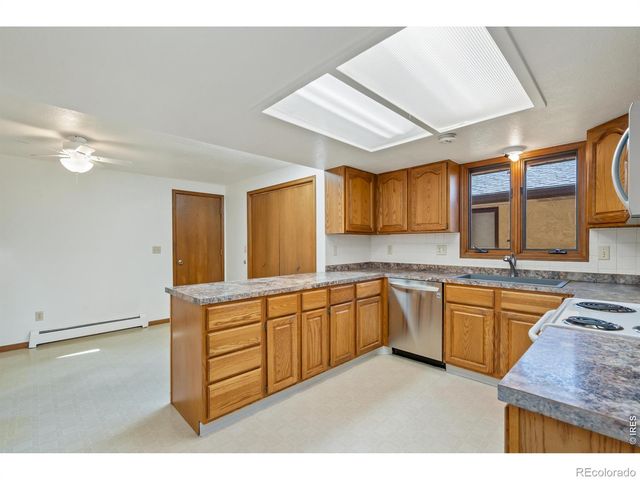 1530 W 28th Street, Loveland, CO 80538